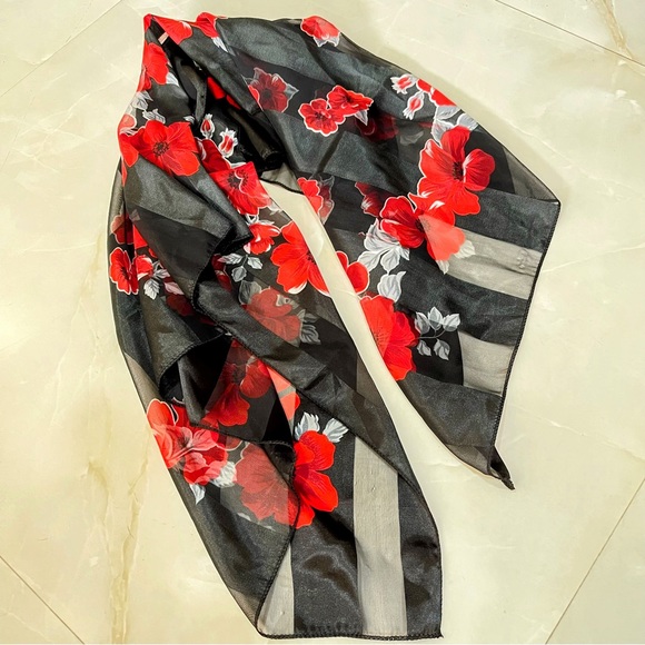 Accessories - ❄️❄️Women Floral Scarf / Stole